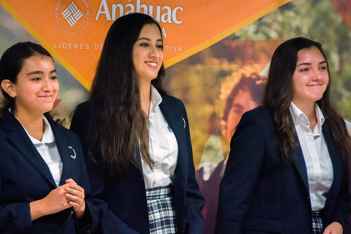 21 / 24 - Ceremonia de Fin de Cursos y Premiación anual del Bachillerato Anáhuac Xalapa