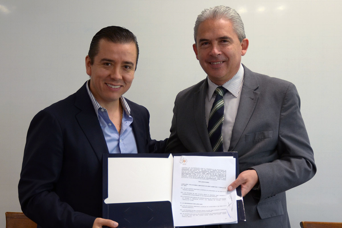 5 / 6 - La Universidad Anáhuac y Comex firman convenio de colaboración