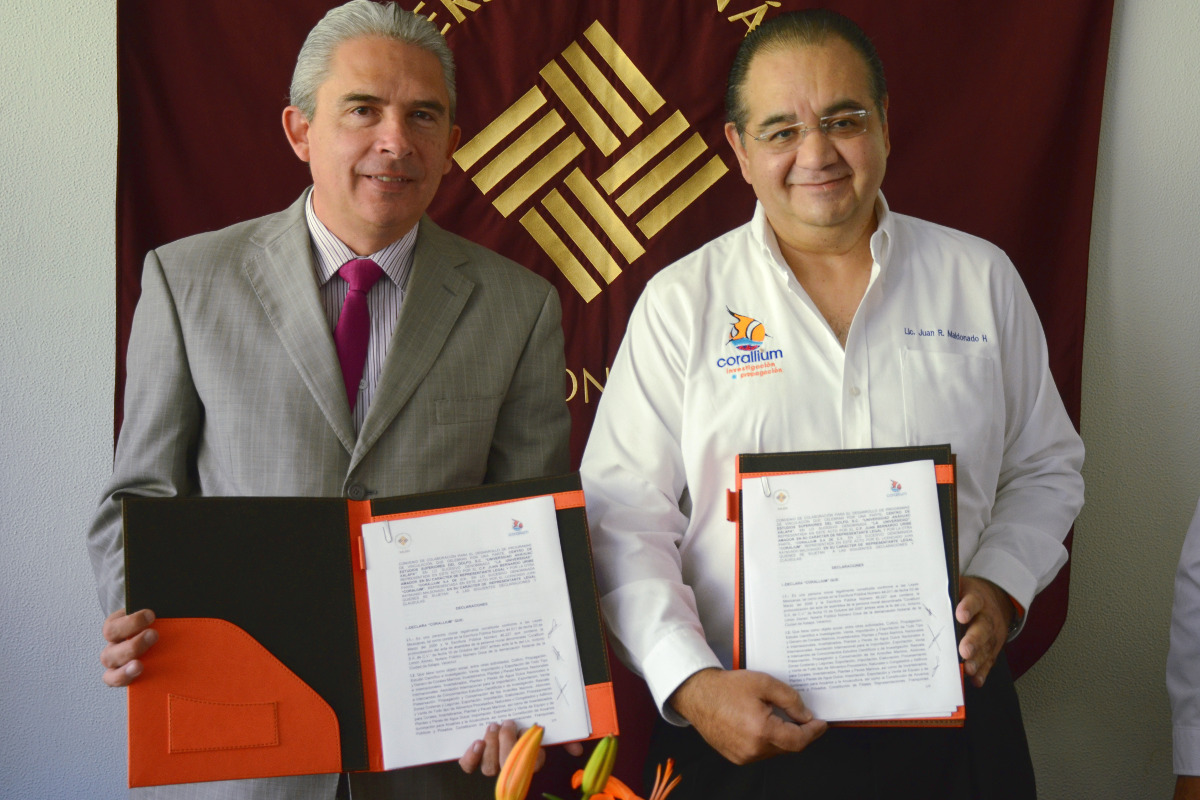 4 / 4 - Corallium y Anáhuac firman convenio en pro del Desarrollo Sustentable