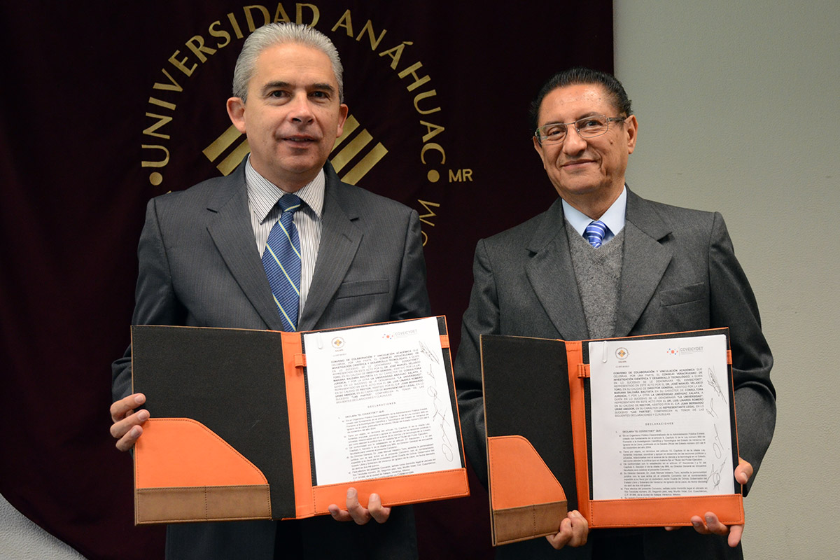 6 / 8 - Firma de convenio de colaboración con el COVEICYDET