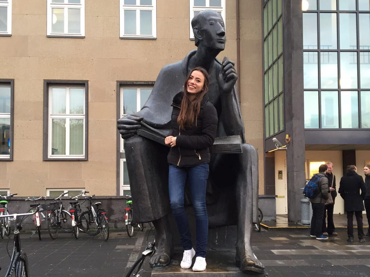 2 / 2 - Estudiar Negocios Internacionales en la Universidad Anáhuac me abrió las puertas en la Universidad de Colonia Alemania