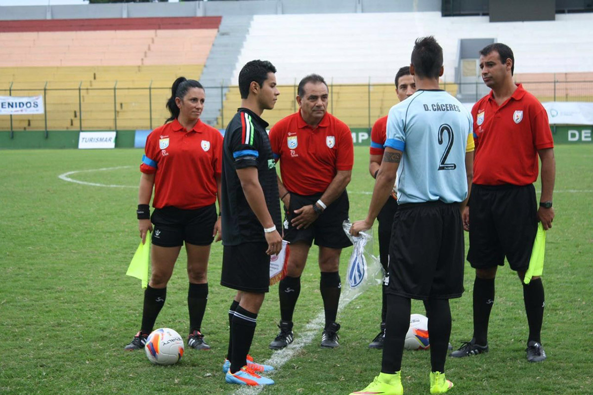 4 / 10 - Alumno de Negocios Internacionales es Seleccionado Nacional