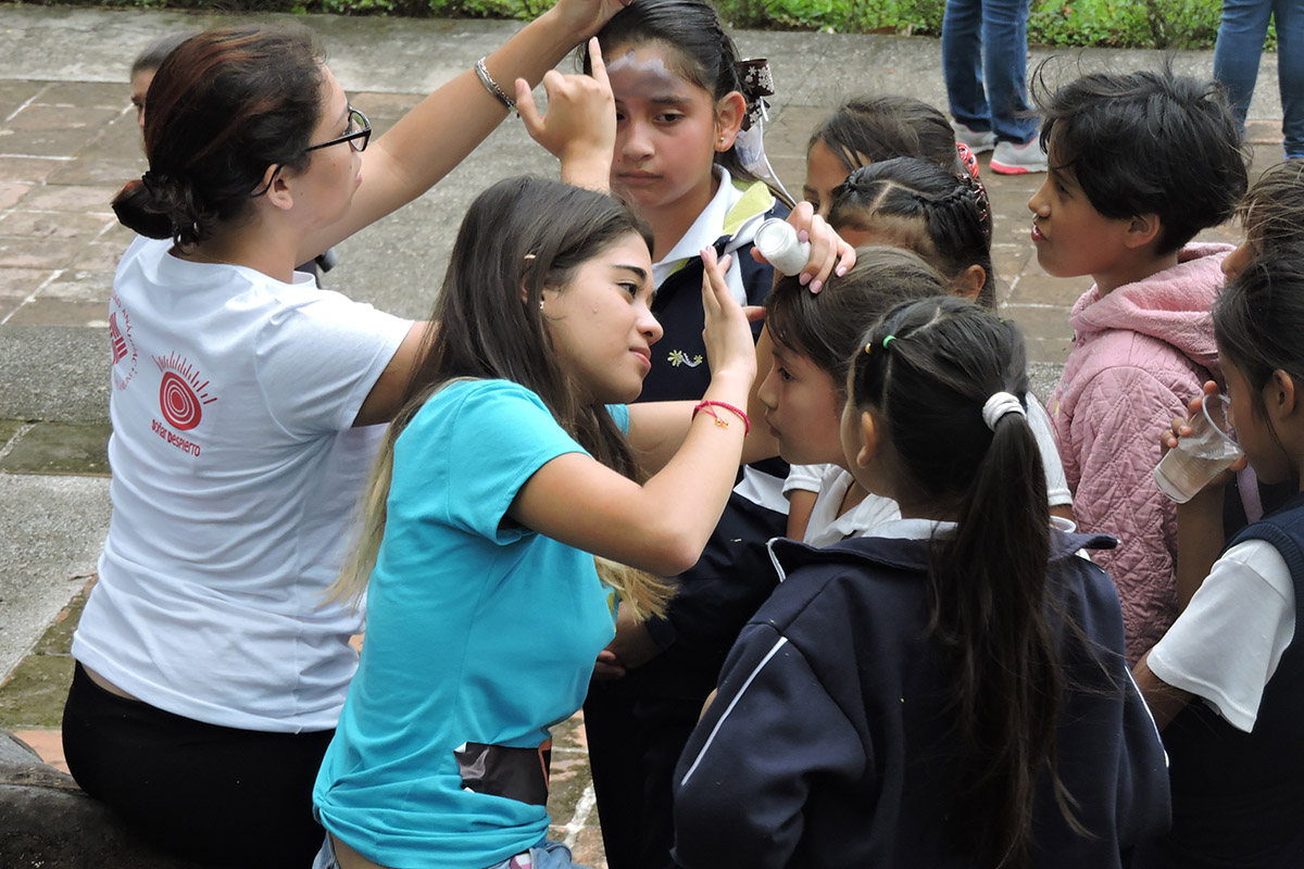 7 / 20 - Soñar Despierto organiza posada para más de 450 niños de escuelas de educación básica de Xalapa