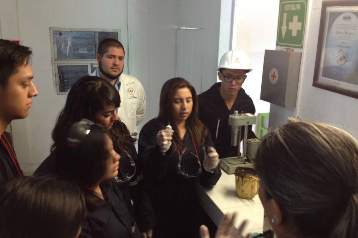 11 / 16 - Visita a la empresa QMAX