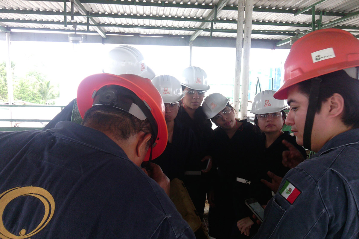 4 / 16 - Visita a la empresa QMAX
