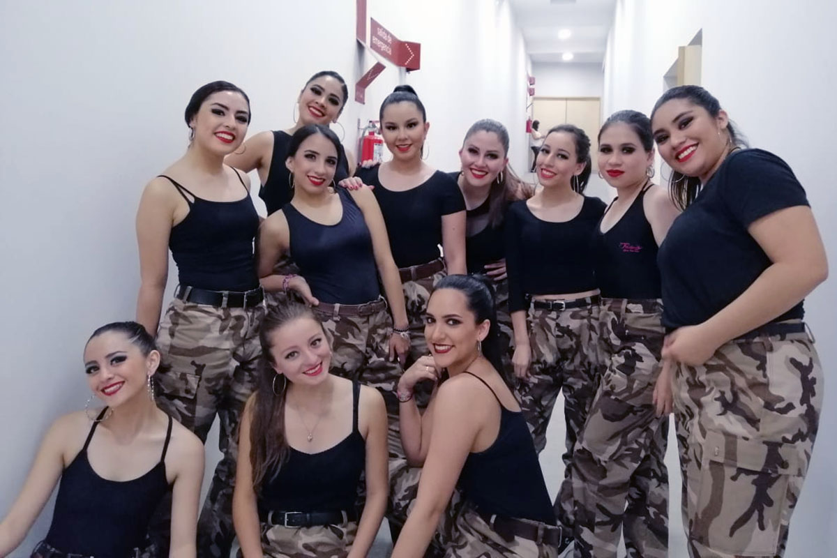 1 / 3 - Compañía de Danza en el Festival Xalapa Baila 2019