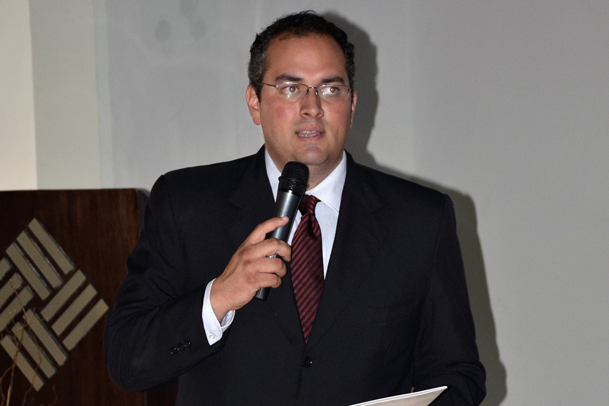 1 / 8 - Seminario de Emprendimiento 1 / 8 - Seminario de Emprendimiento