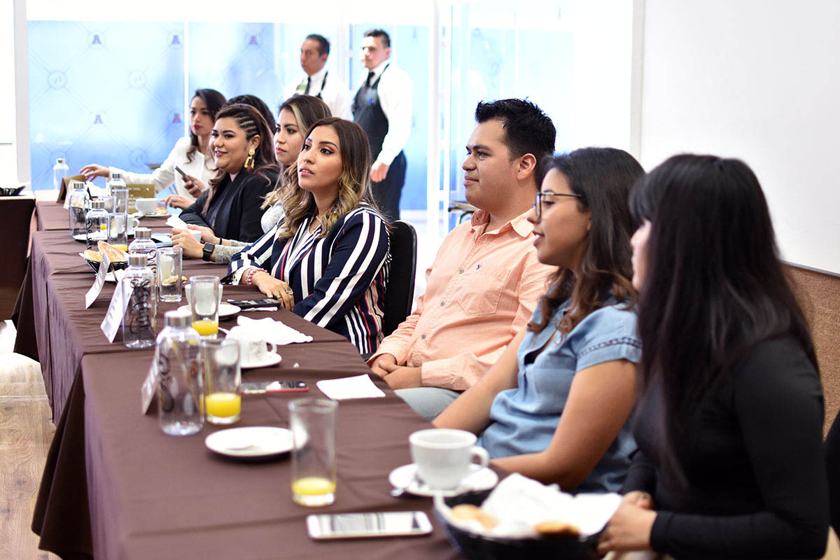 1 / 16 - Clausura de la Maestría en Comunicación Corporativa y Mercadotecnia