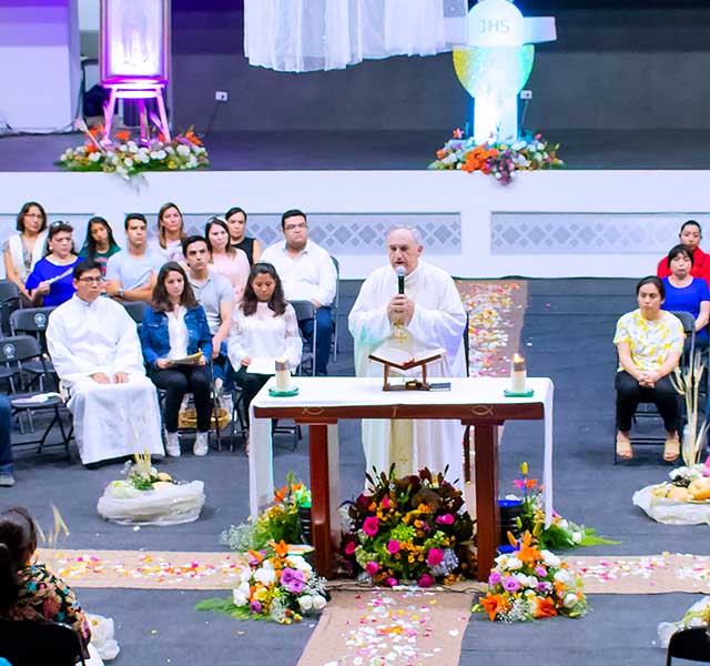 El Cuerpo de Cristo es el Centro del Reto Heart of a Lion