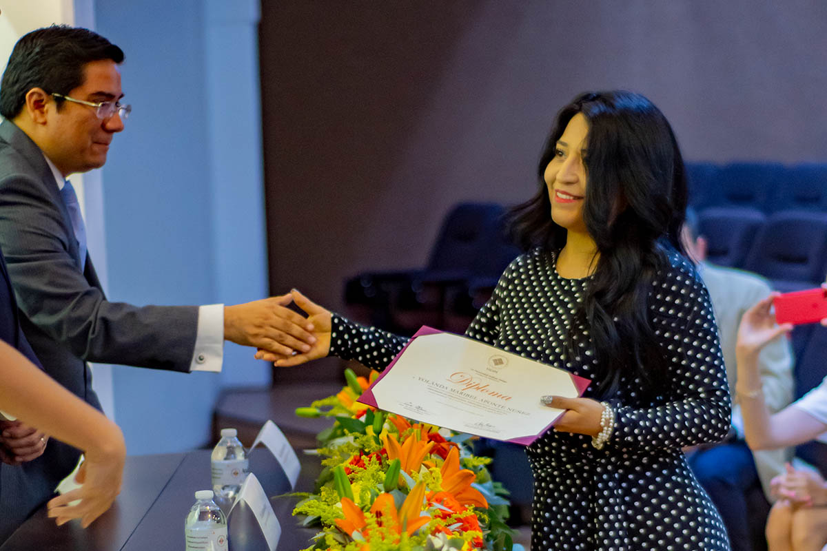 4 / 24 - Clausura de los Diplomados en Tanatología y Adolescencia: Psicología del Joven Actual