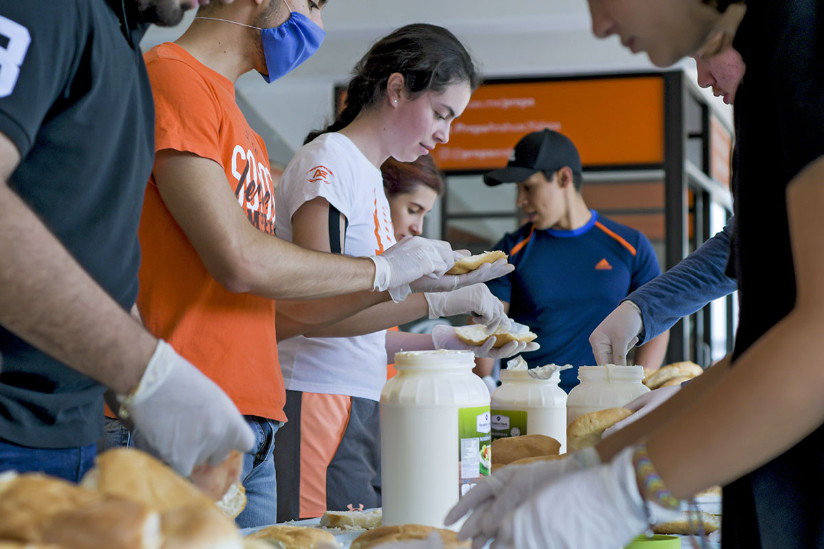 1 / 7 - Tortatlón 2019: La Comunidad Anáhuac Xalapa comprometida con la Acción Social