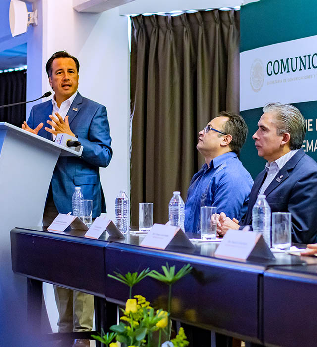 Inauguraci&oacute;n del Seminario-Taller Tren Ligero de la Regi&oacute;n Xalapa, Veracruz