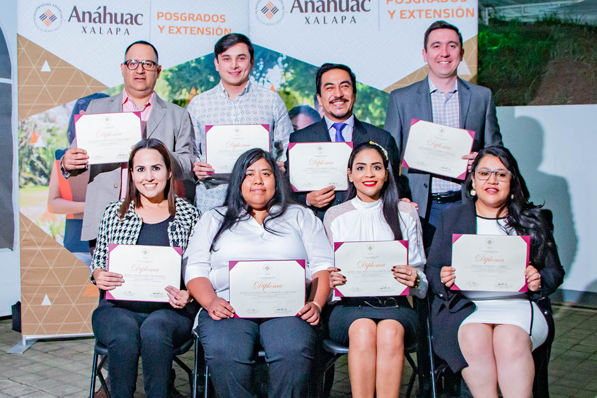 7 / 16 - Clausura Masiva de Diplomados