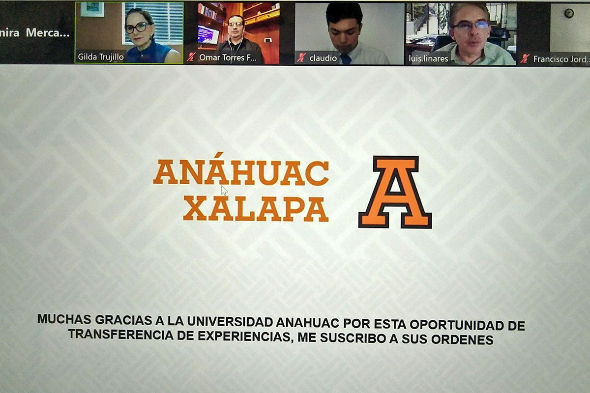 3 / 3 - Consejera de Negocios Internacionales Imparte Conferencia Magistral