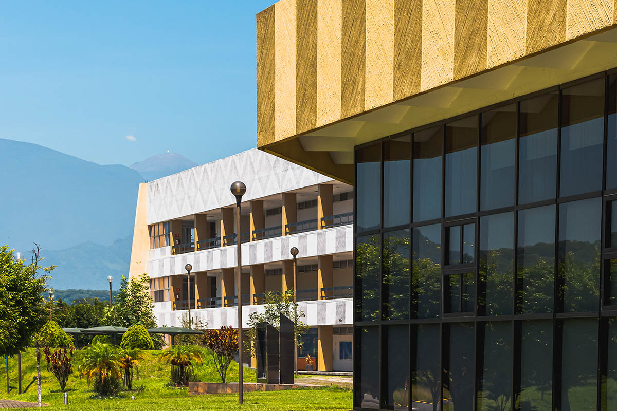 3 / 4 - La Universidad Anáhuac Veracruz Llega a Córdoba