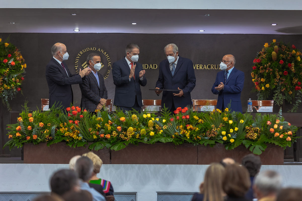 6 / 52 - Memorable Homenaje al Dr. Jesus López Domínguez en el Marco del Día del Médico