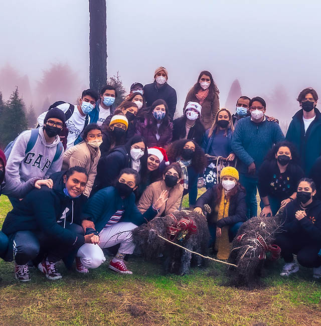 La Esperanza del Adviento Llega a Nuestra Universidad