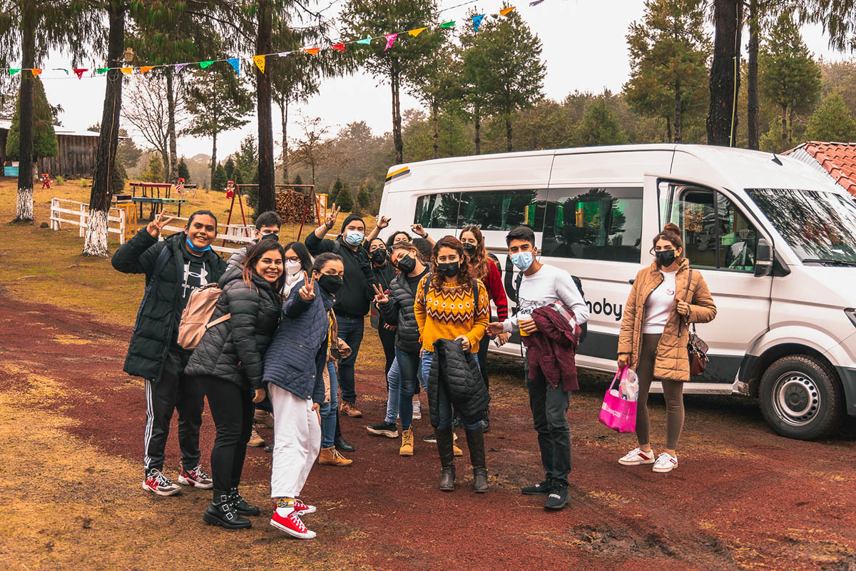 5 / 36 - La Esperanza del Adviento Llega a Nuestra Universidad