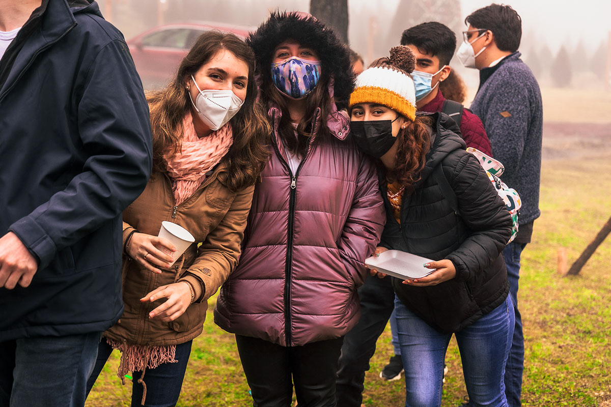 33 / 36 - La Esperanza del Adviento Llega a Nuestra Universidad