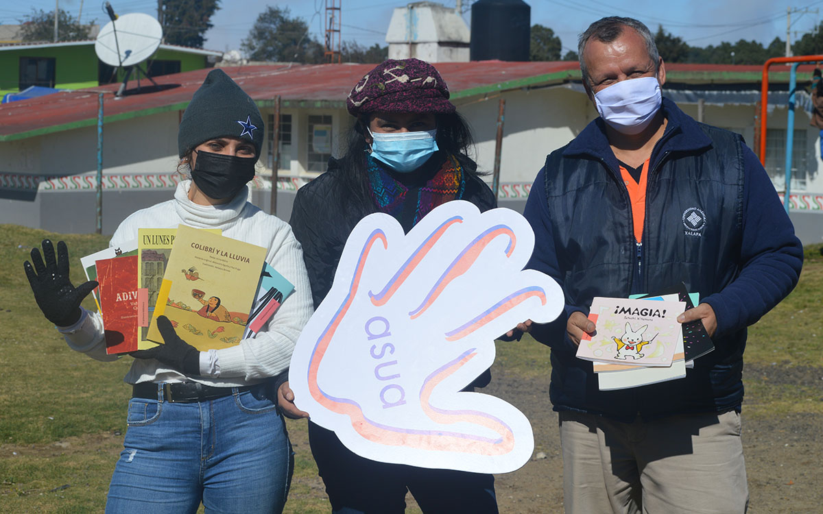 10 / 24 - ASUA Abriga Comunidades del Cofre de Perote de la Mano de Cuentos para Conejos