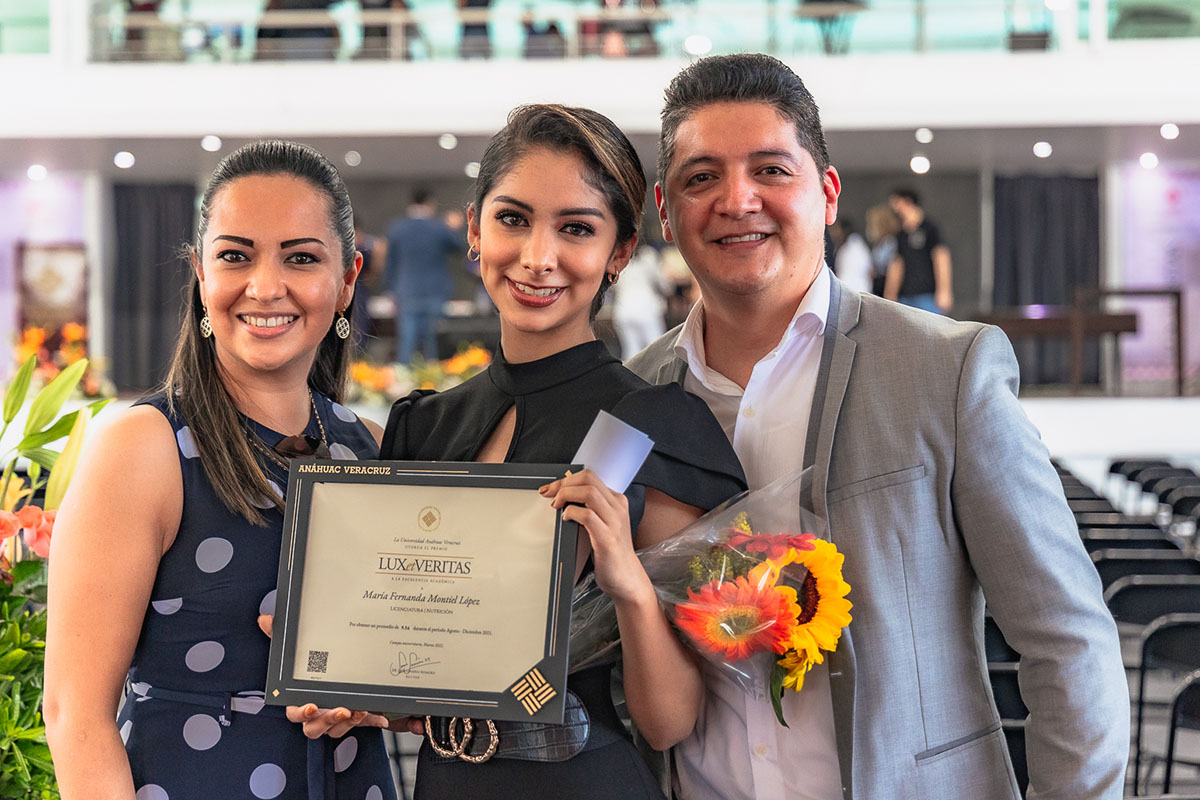 88 / 88 - Ceremonia de Entrega de Premios Lux et Veritas