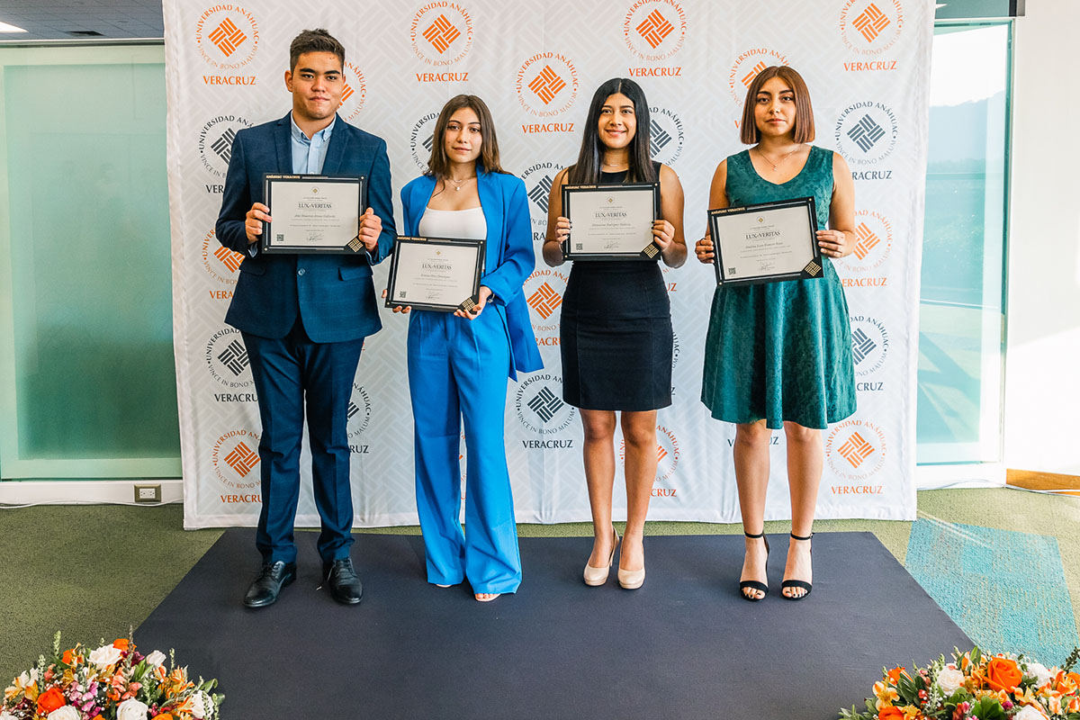 17 / 37 - Entrega de Premios Lux et Veritas 2022