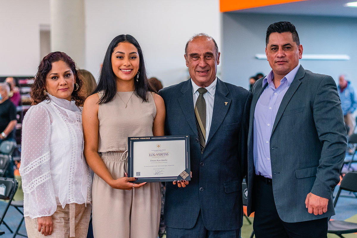 37 / 37 - Entrega de Premios Lux et Veritas 2022