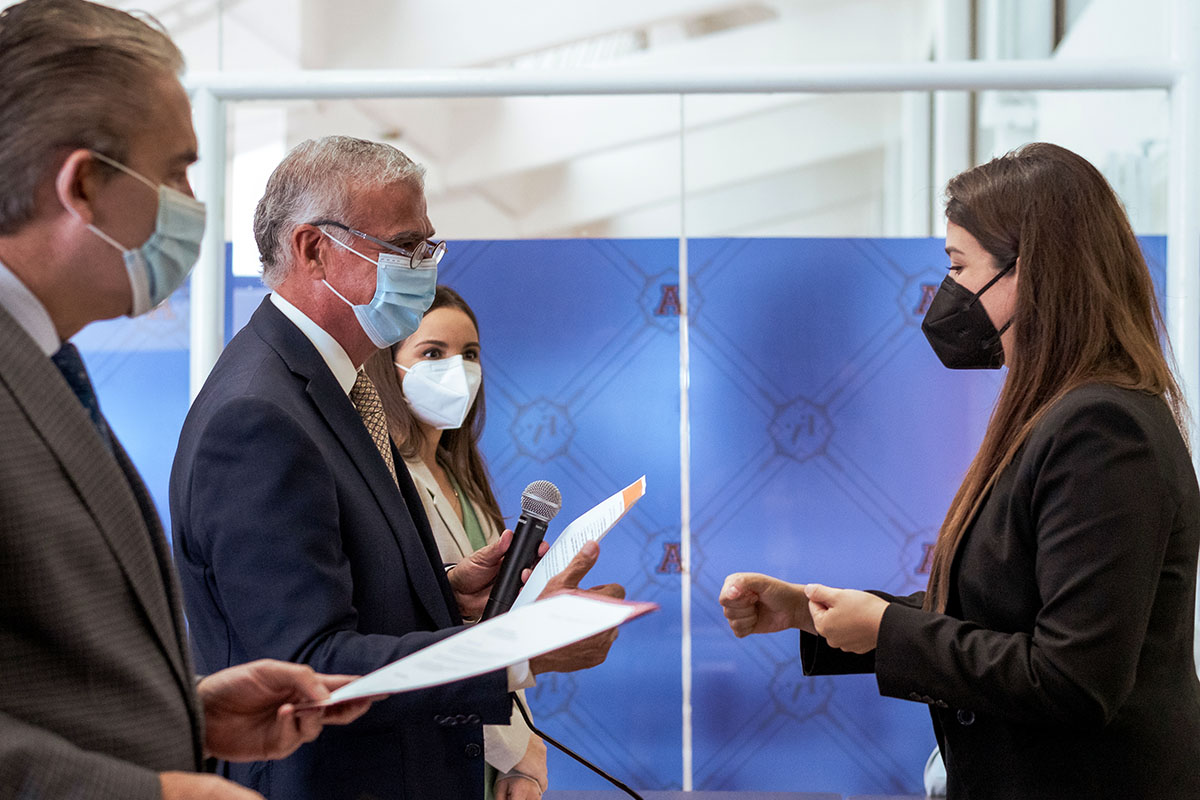 5 / 19 - Nuevo Consejo Consultivo Académico Conformado por Líderes de la Salud Dental