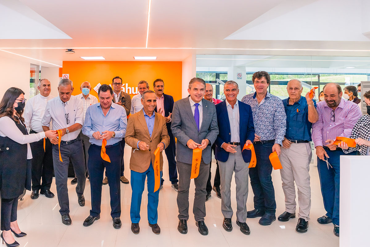 3 / 10 - Inauguración de Laboratorios Dentales de Última Generación