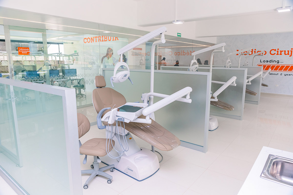 3 / 16 - Inauguración de Nuevas Instalaciones para las Futuras Generaciones de la Licenciatura en Médico Cirujano Dentista