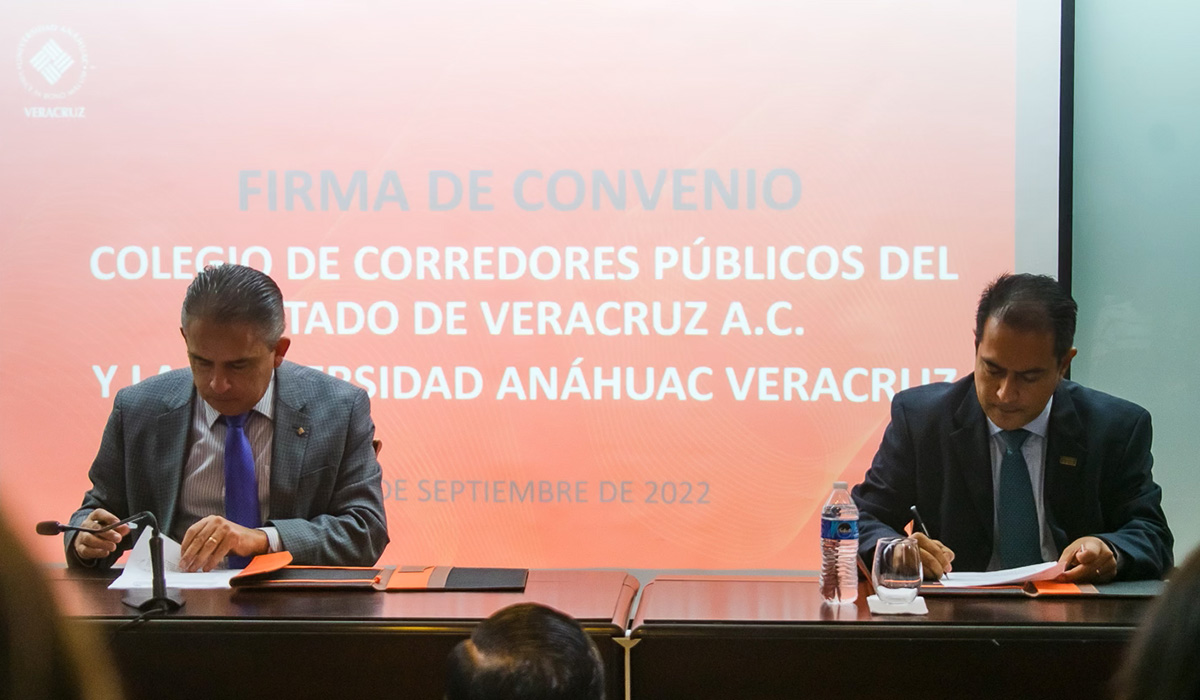 2 / 2 - Firma de Convenio con el Colegio de Corredores Públicos del Estado de Veracruz