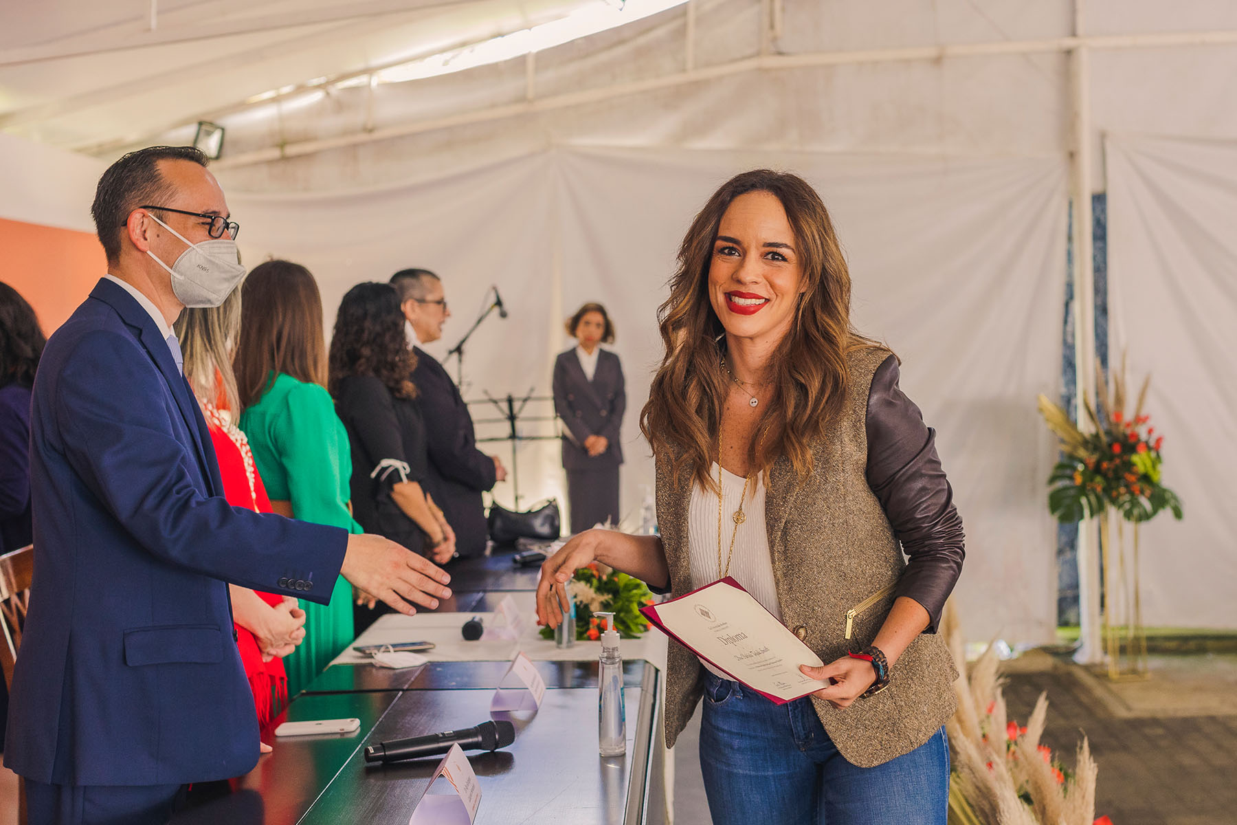 13 / 41 - Un Nuevo Grupo de Líderes Anáhuac Culmina sus Estudios de Diplomado