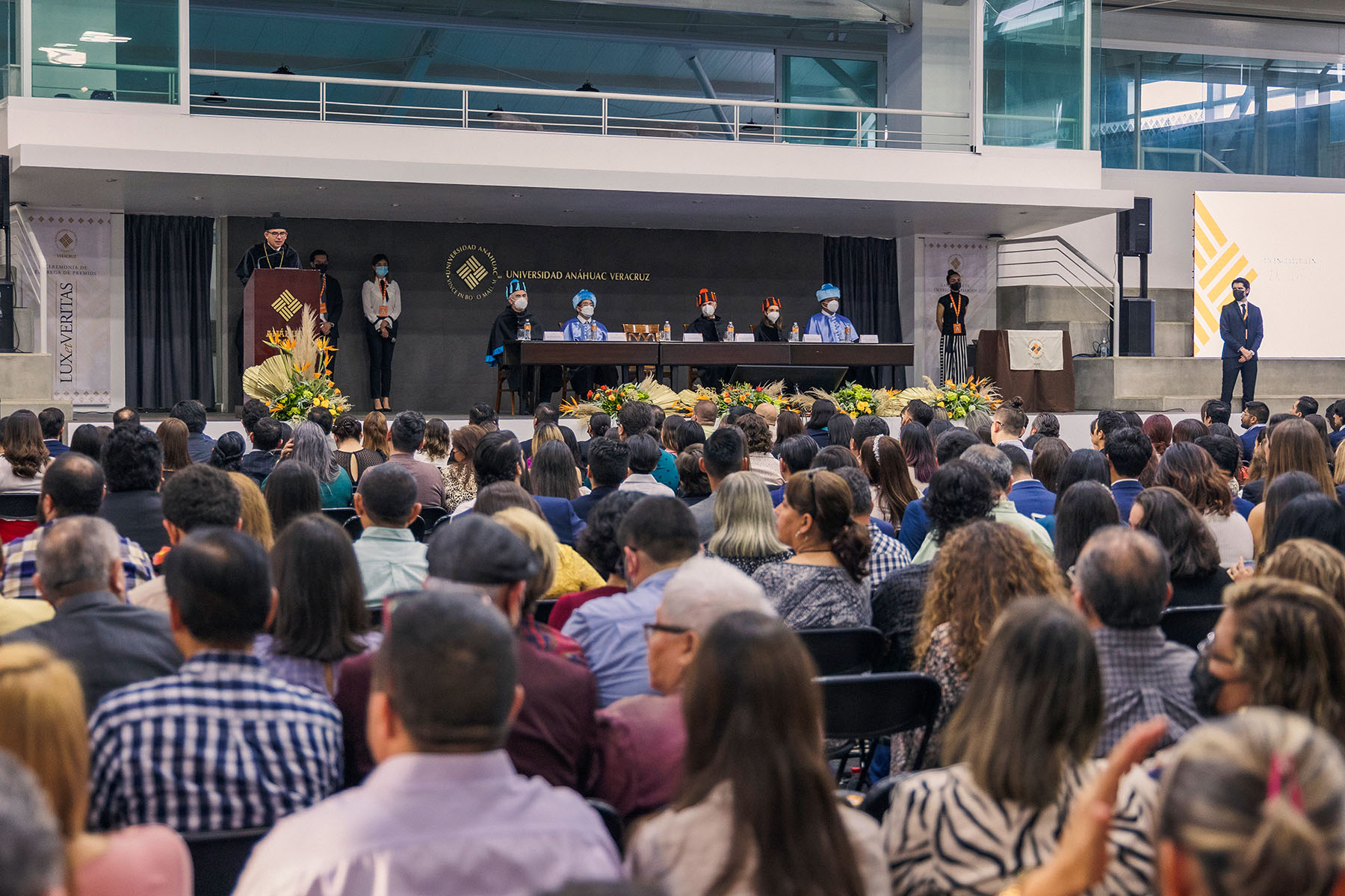 16 / 116 - Entrega de Premios Lux et Veritas y Ser Anáhuac 2022