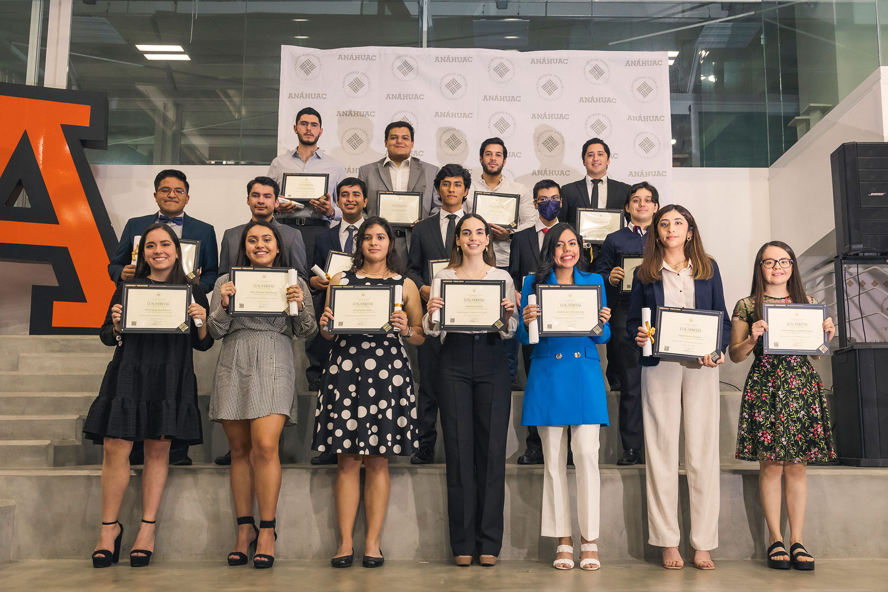 28 / 116 - Entrega de Premios Lux et Veritas y Ser Anáhuac 2022