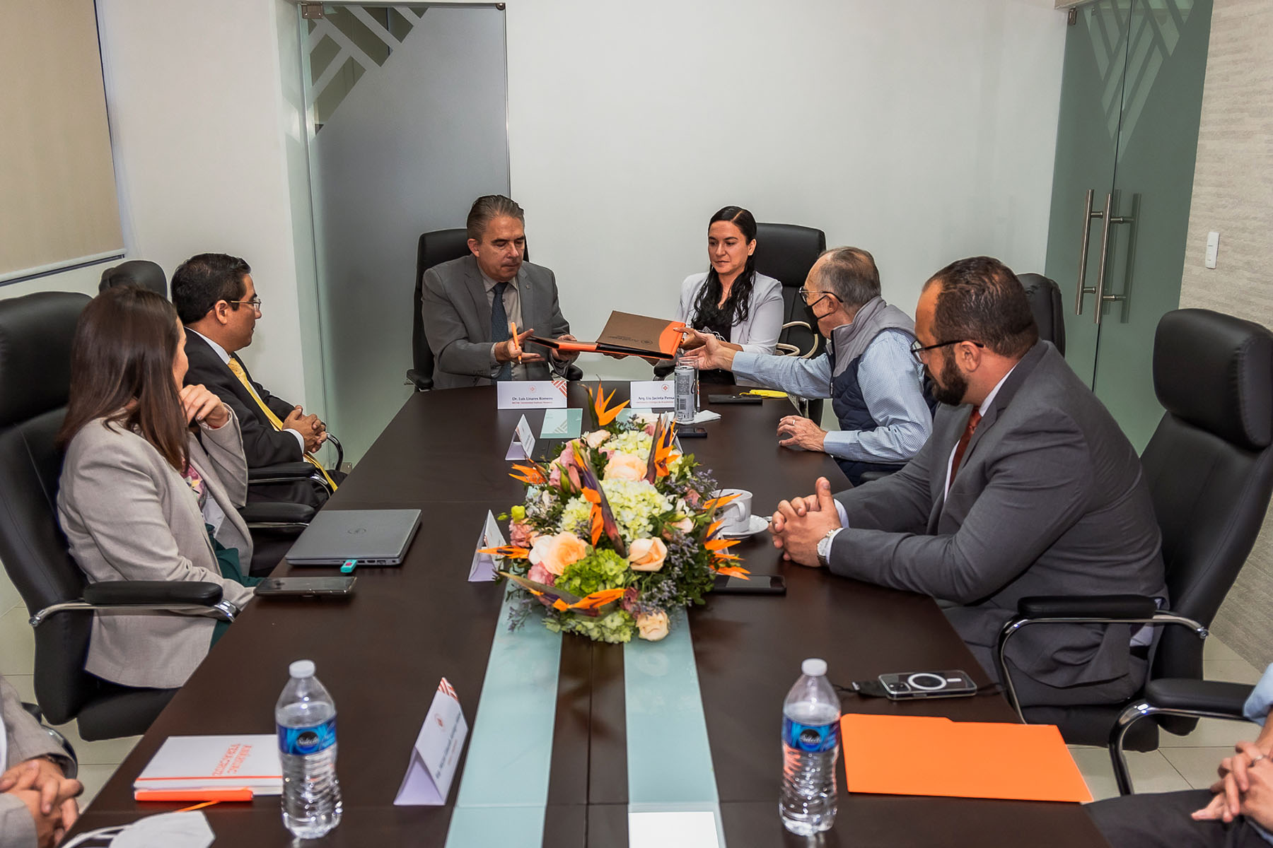 7 / 9 - Firma de Convenio con el Colegio de Arquitectos Zona Metropolitana y Región Capital de Veracruz