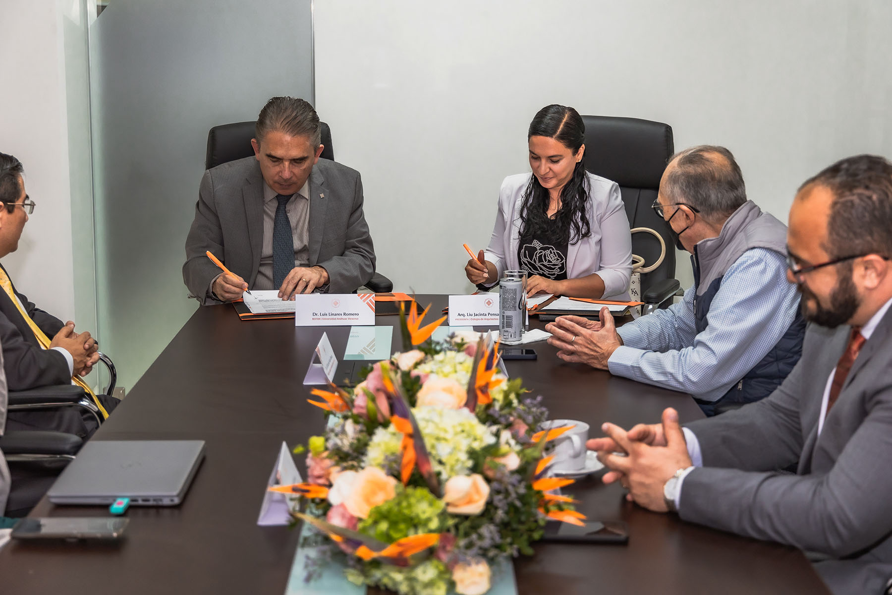 8 / 9 - Firma de Convenio con el Colegio de Arquitectos Zona Metropolitana y Región Capital de Veracruz