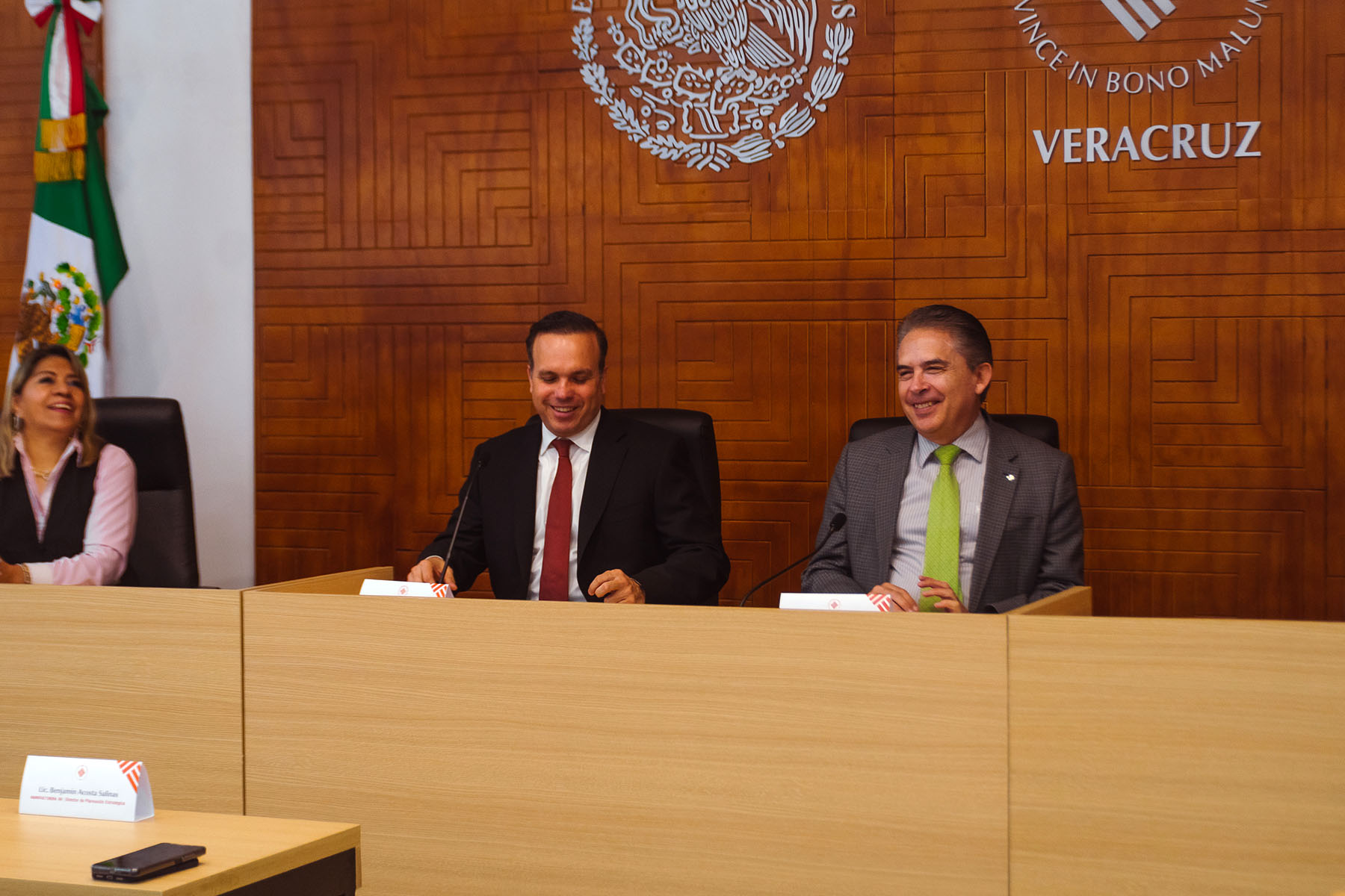 5 / 10 - Firma de Convenio con Manufacturera 3M