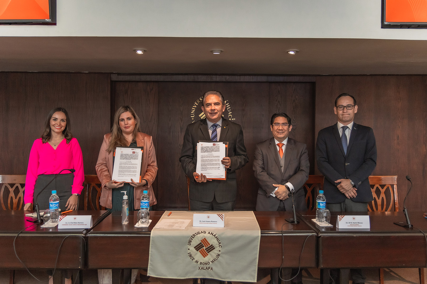 4 / 4 - Convenio con el Fondo de Cultura Económica