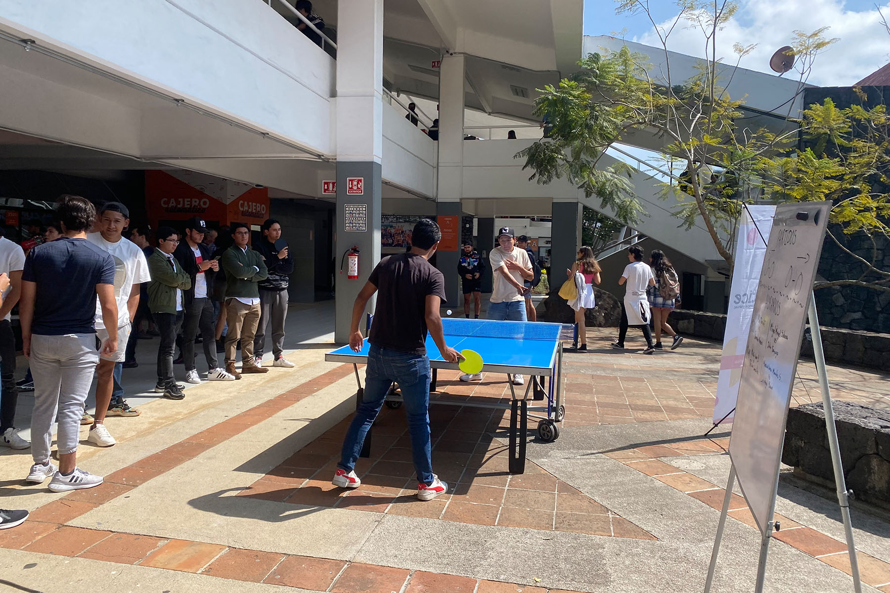 3 / 17 - Raquetazos: el Torneo de Ping Pong más Esperado del Semestre