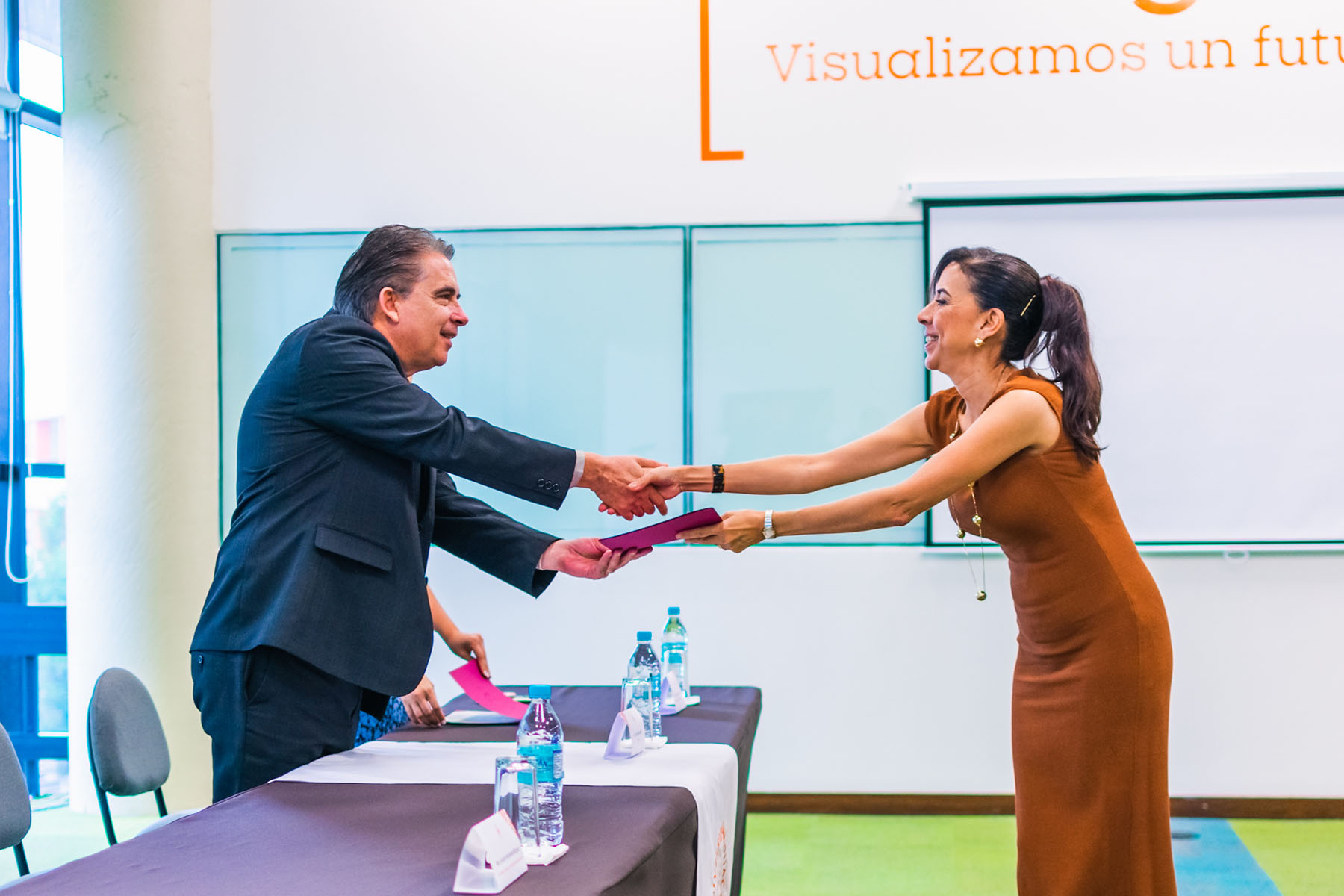 6 / 23 - Clausura de Diplomados de la Escuela de Psicología