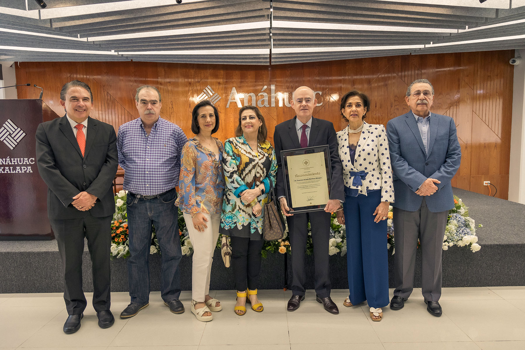 28 / 37 - Ceremonia de Agradecimiento al Dr. Francisco de Jesús Martínez Márquez