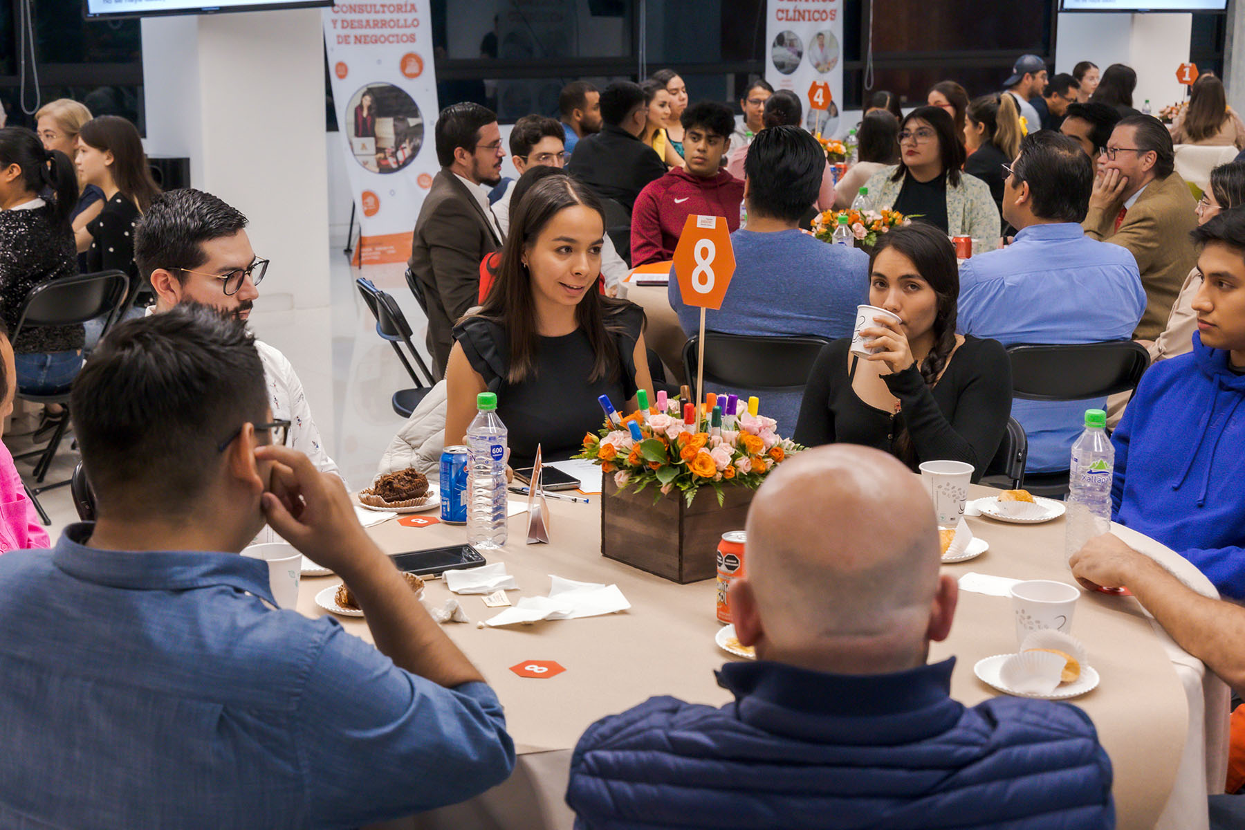 6 / 31 - Coffee Connect: Networking entre Alumnos de Posgrado