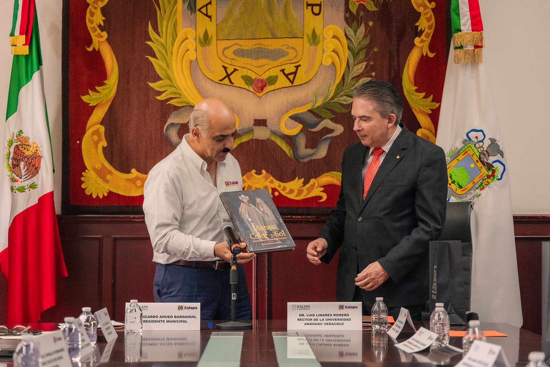 10 / 14 - Firma de Convenio con el H. Ayuntamiento de Xalapa