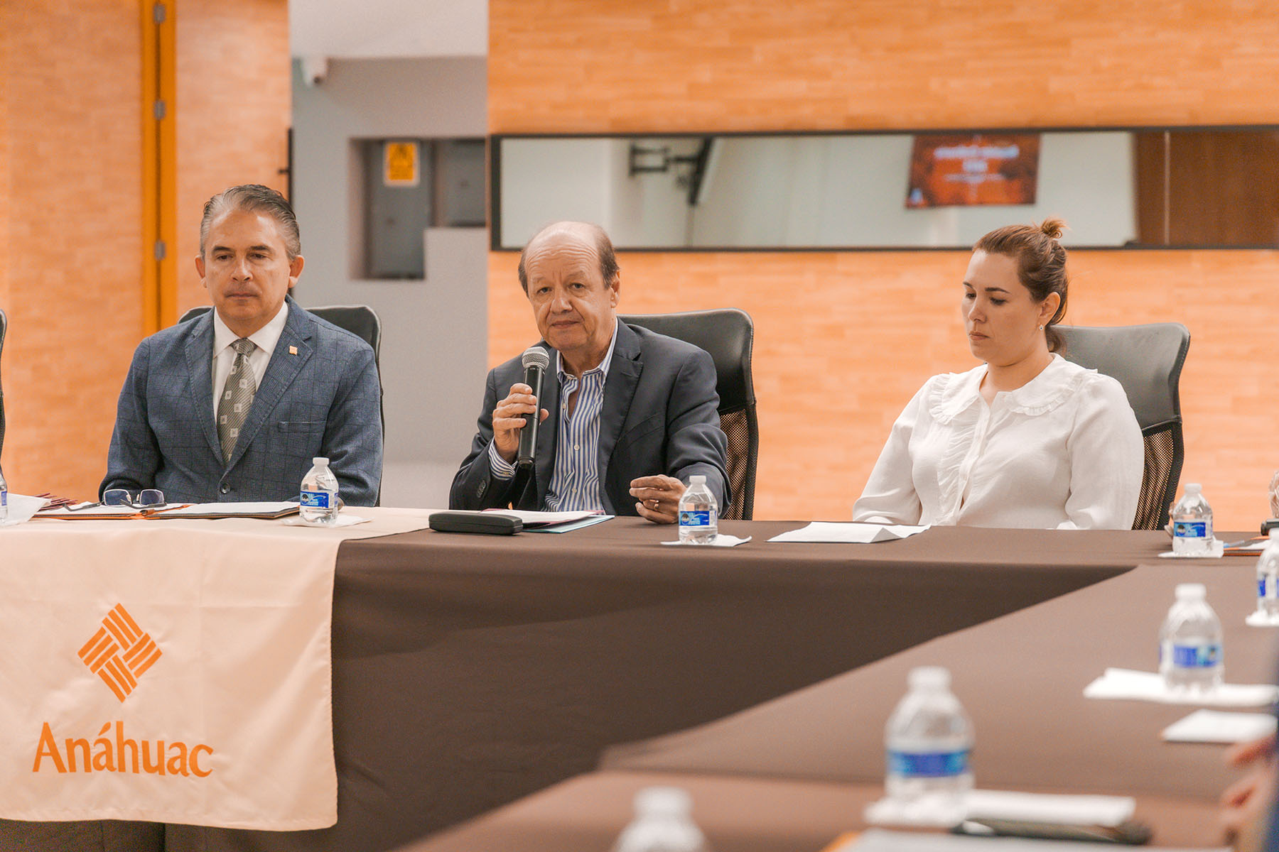 18 / 29 - Sucesión de Presidente y Adhesiones en el Consejo Consultivo de Medicina