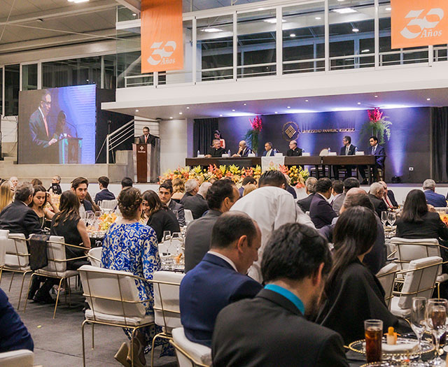 Nuestra Universidad Celebra 30 Años Formando Grandes Líderes y Mejores Personas