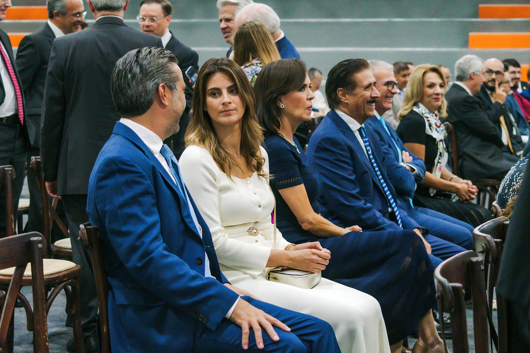 1 / 113 - Nuestra Universidad Celebra 30 Años Formando Grandes Líderes y Mejores Personas