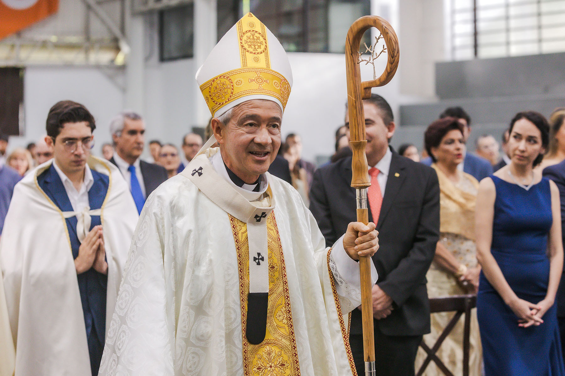 7 / 113 - Nuestra Universidad Celebra 30 Años Formando Grandes Líderes y Mejores Personas