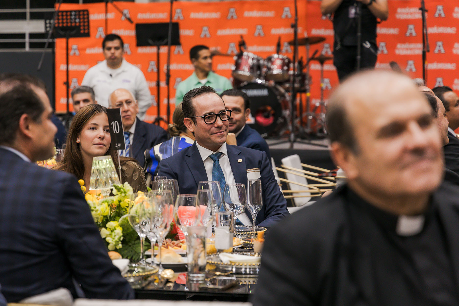 45 / 113 - Nuestra Universidad Celebra 30 Años Formando Grandes Líderes y Mejores Personas