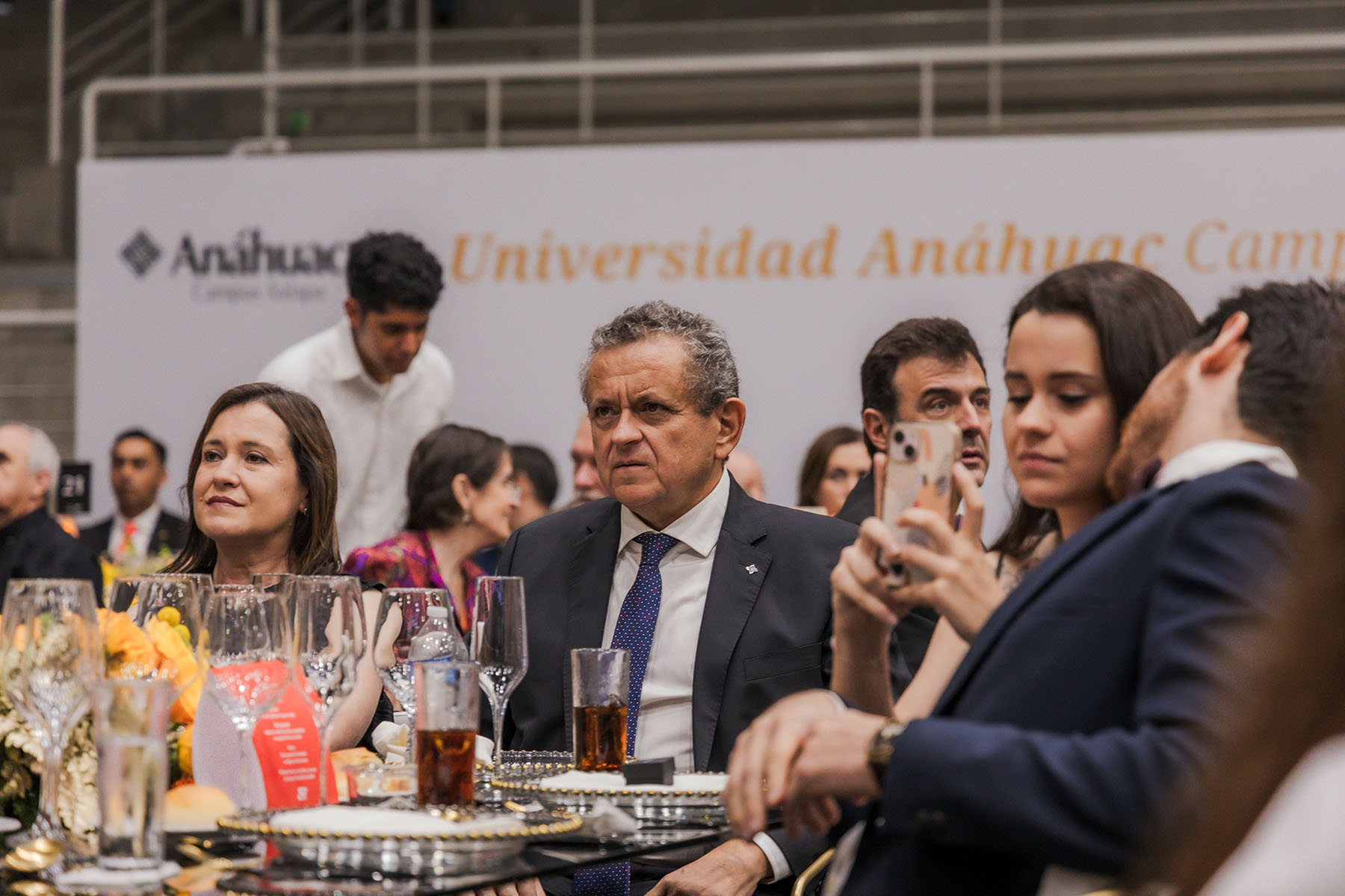 50 / 113 - Nuestra Universidad Celebra 30 Años Formando Grandes Líderes y Mejores Personas