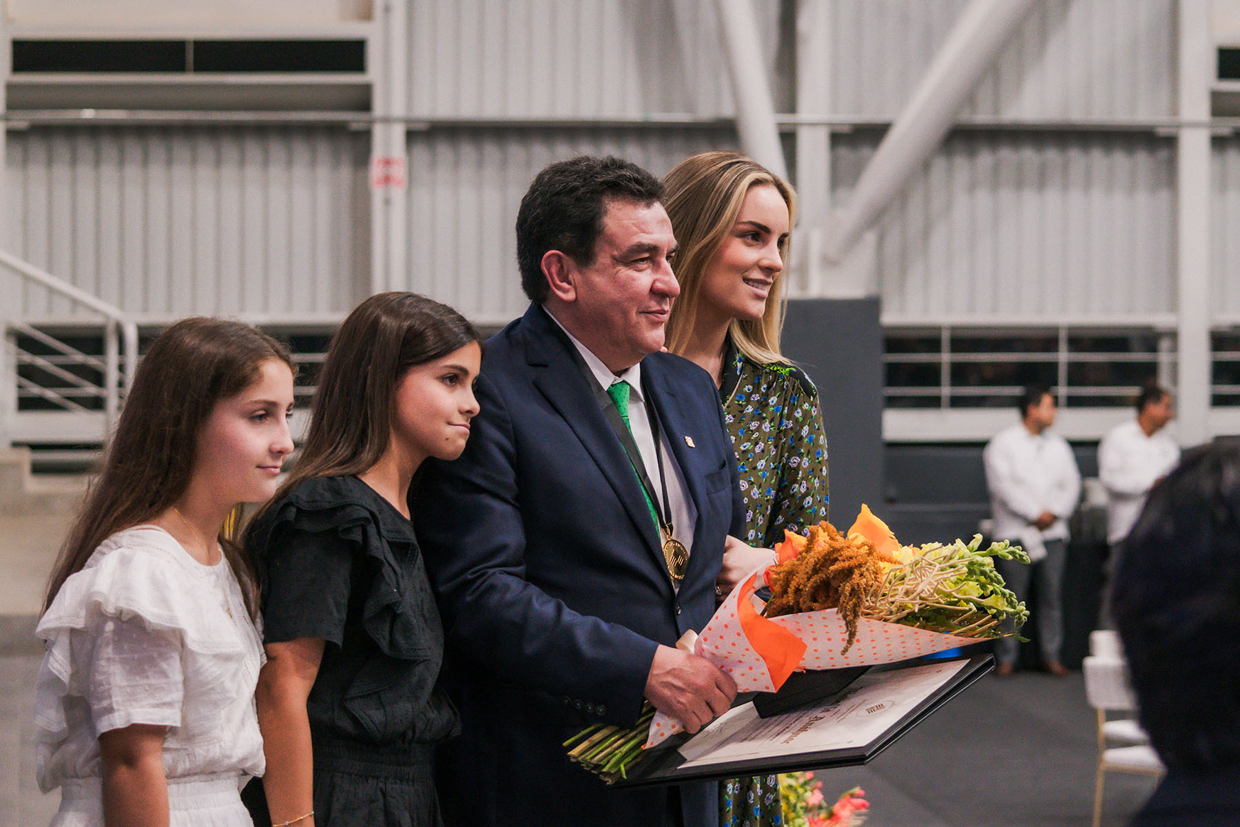 67 / 113 - Nuestra Universidad Celebra 30 Años Formando Grandes Líderes y Mejores Personas